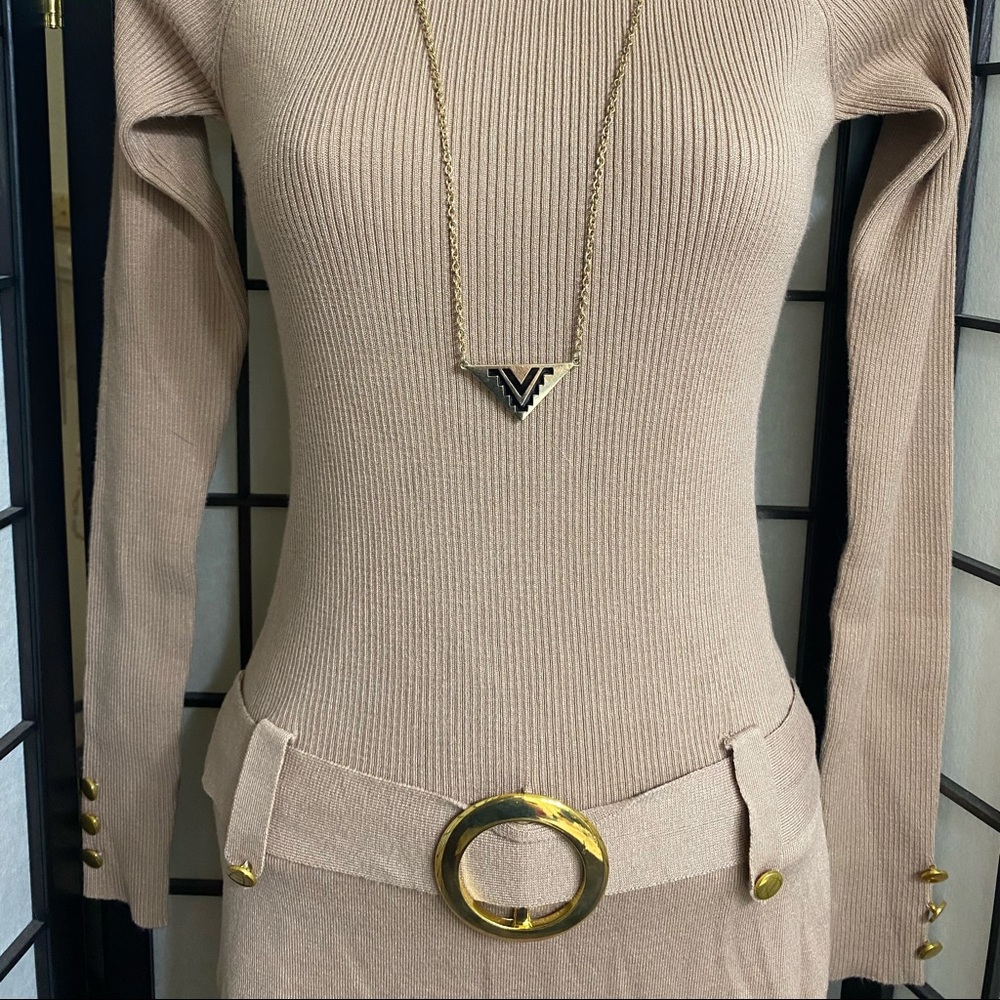 Adorable Derek Heart Retro 70’s Belted Tan Dress - Picture 3 of 5